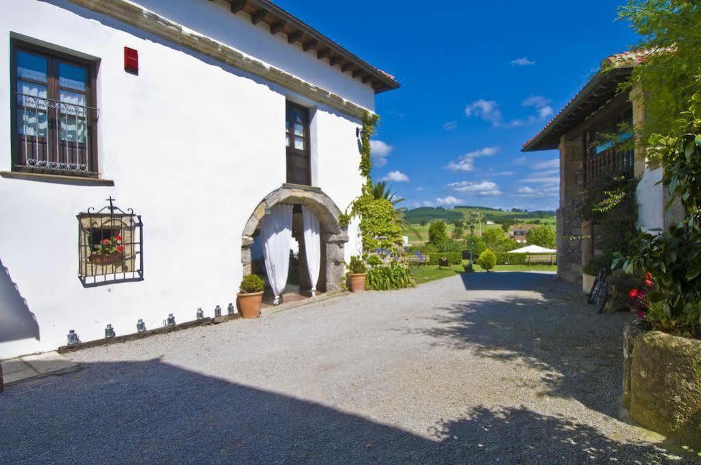 La Casona De Suesa Hotel Exterior photo